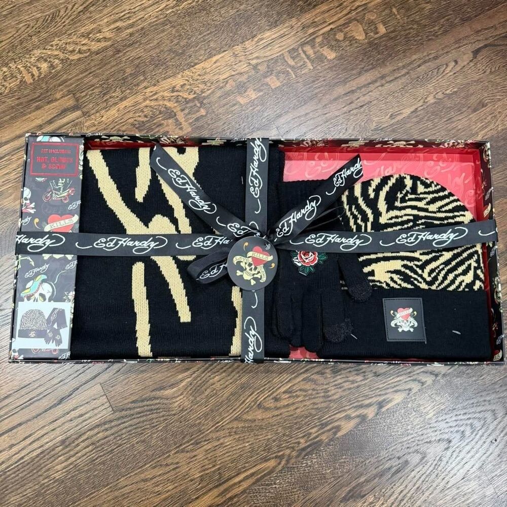 ed hardy cheetah leopard scarf, beanie, gloves gold black gift set (NWT)